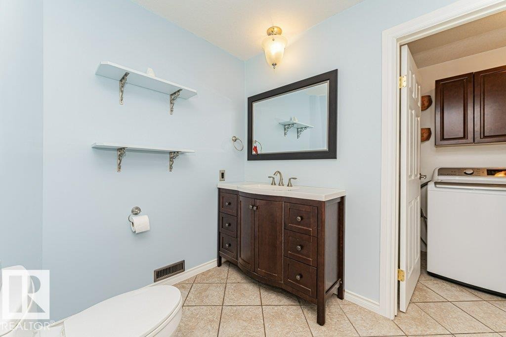 4809 54 Street, Bruderheim, AB
