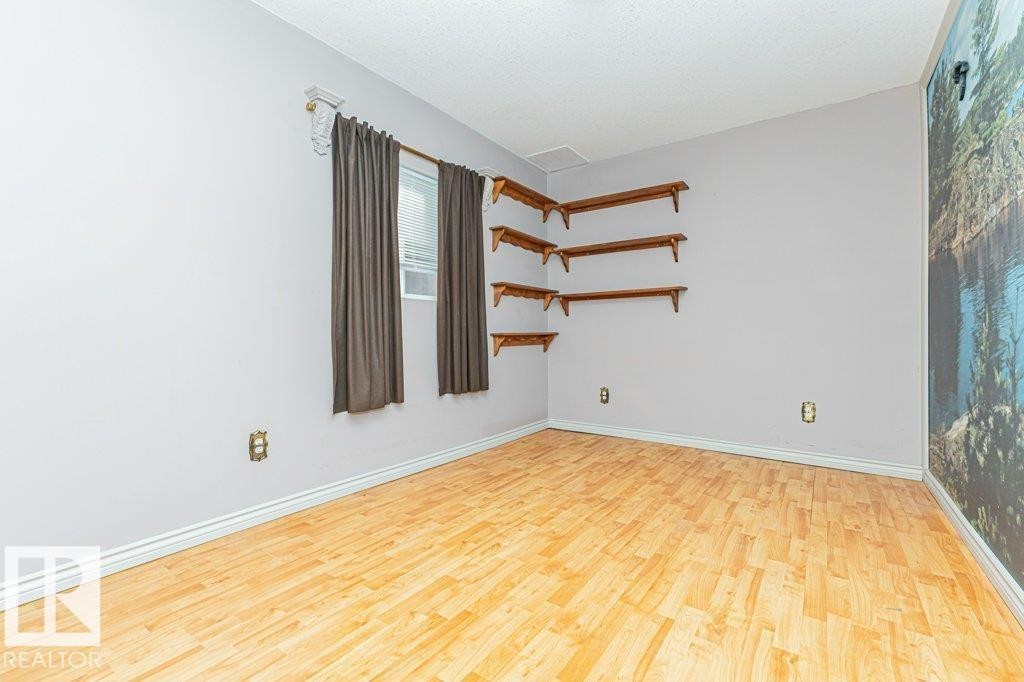4809 54 Street, Bruderheim, AB