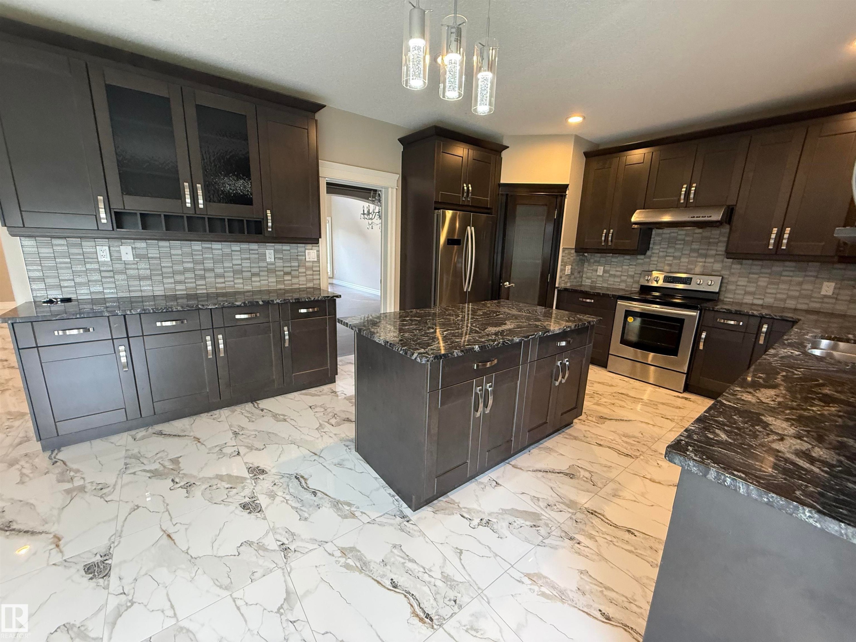 1721 Adamson Crescent Sw, Edmonton, AB