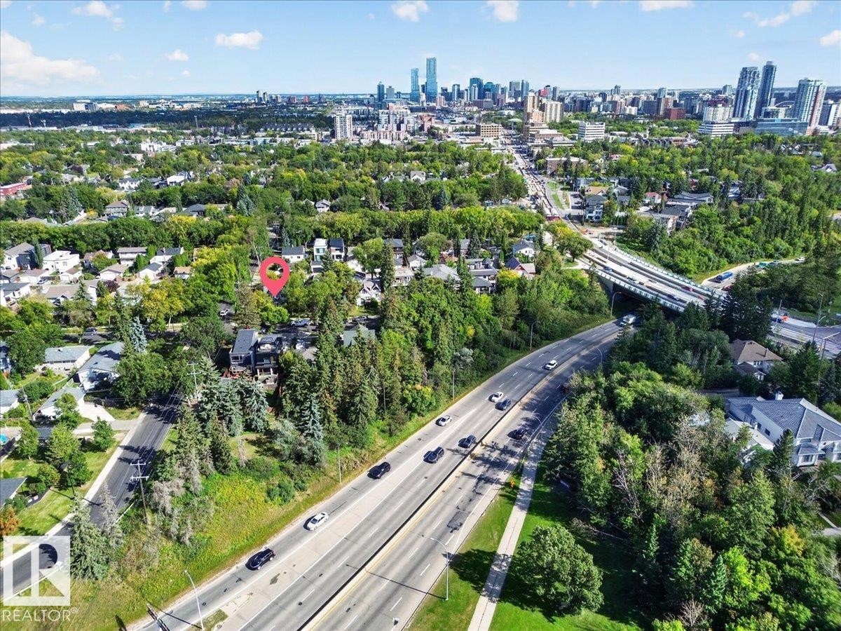 10549 130 Street Nw, Edmonton, AB