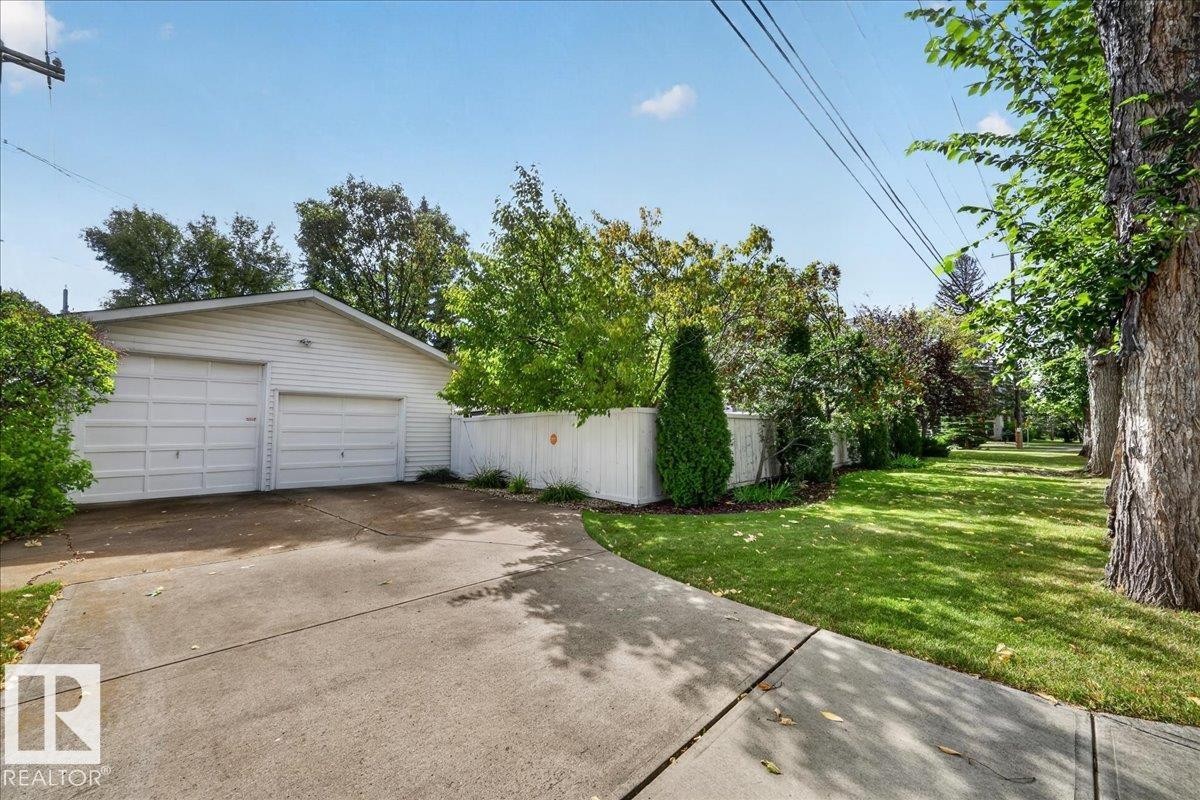 10549 130 Street Nw, Edmonton, AB