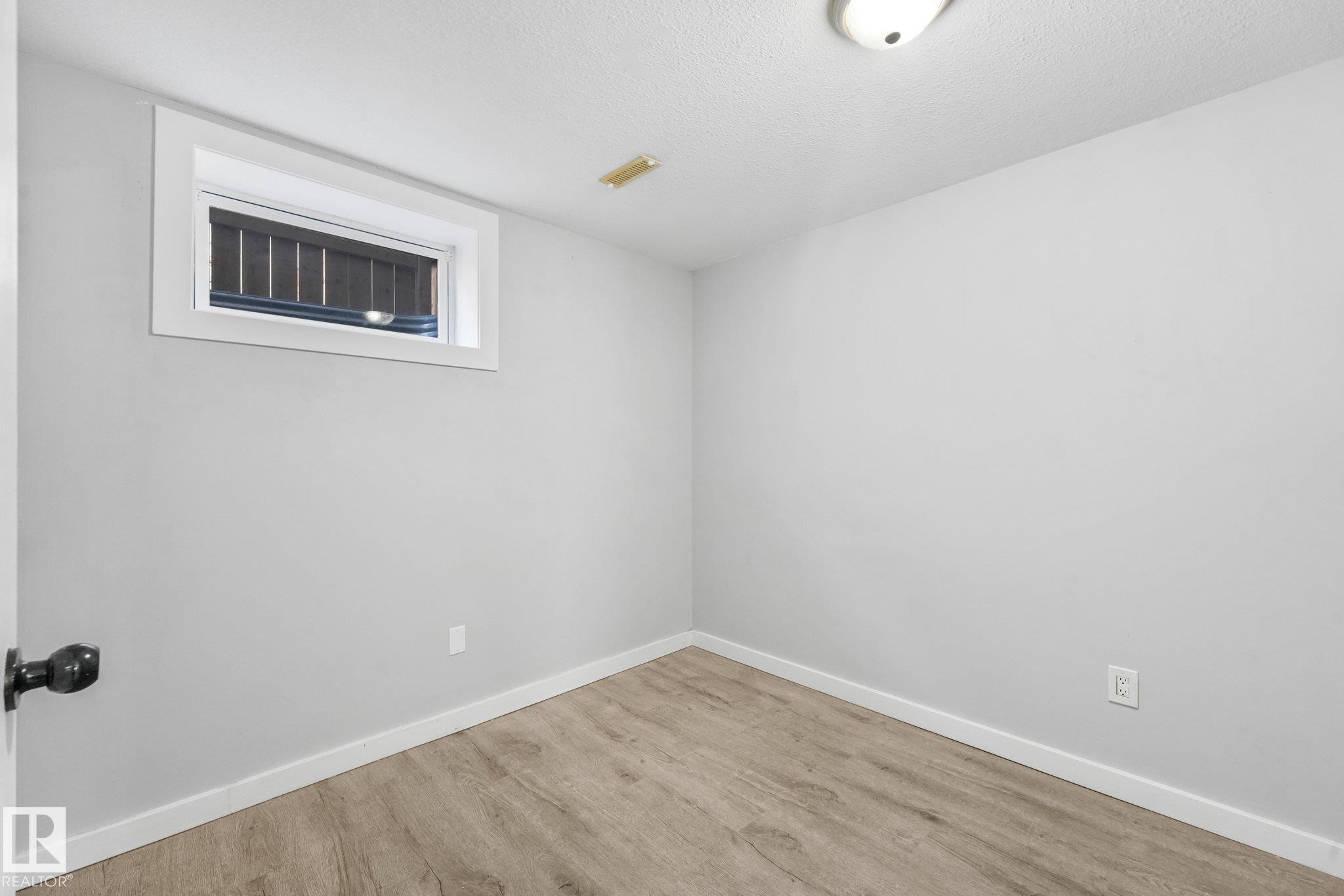 13524 62 Street Nw, Edmonton, AB