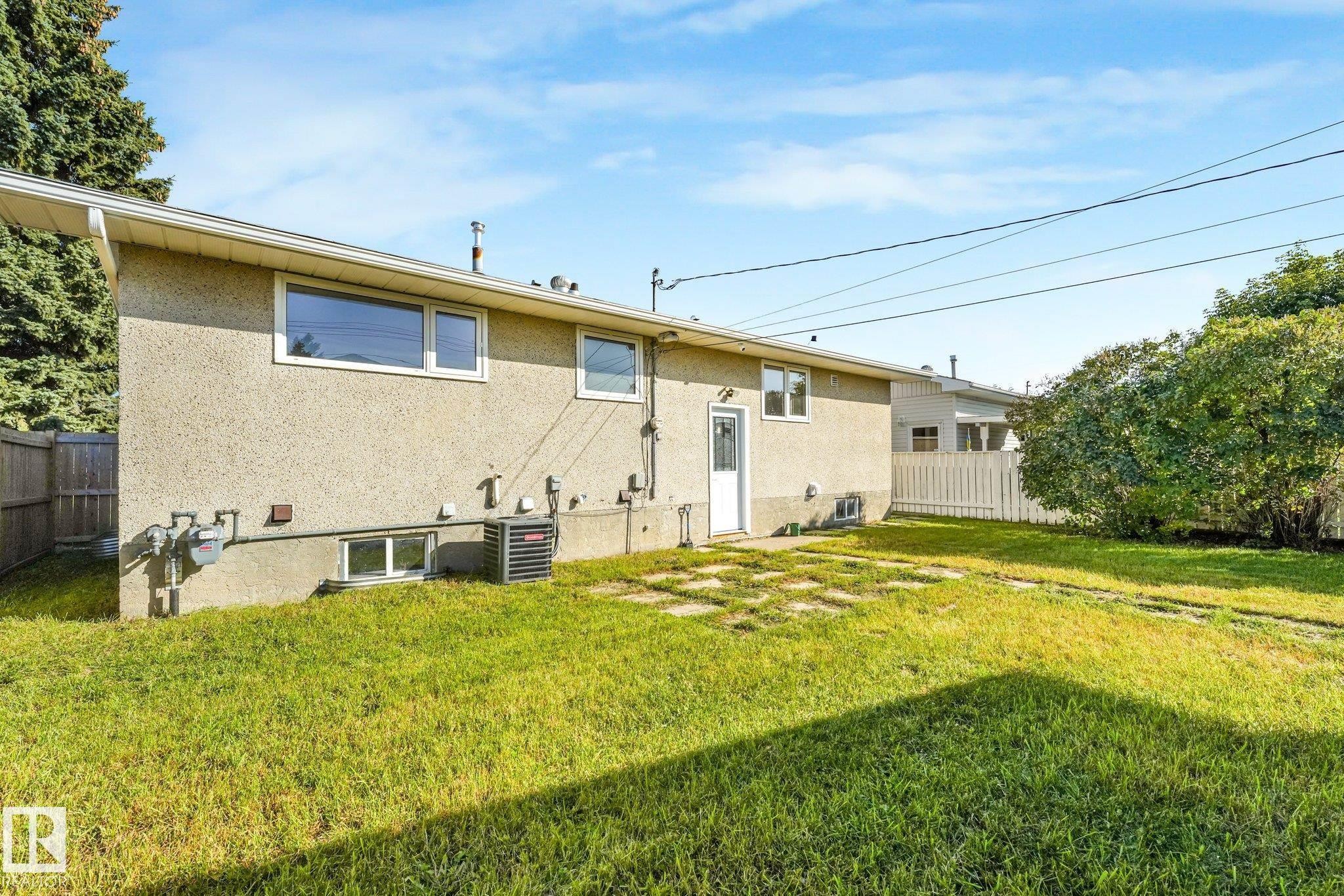 13524 62 Street Nw, Edmonton, AB