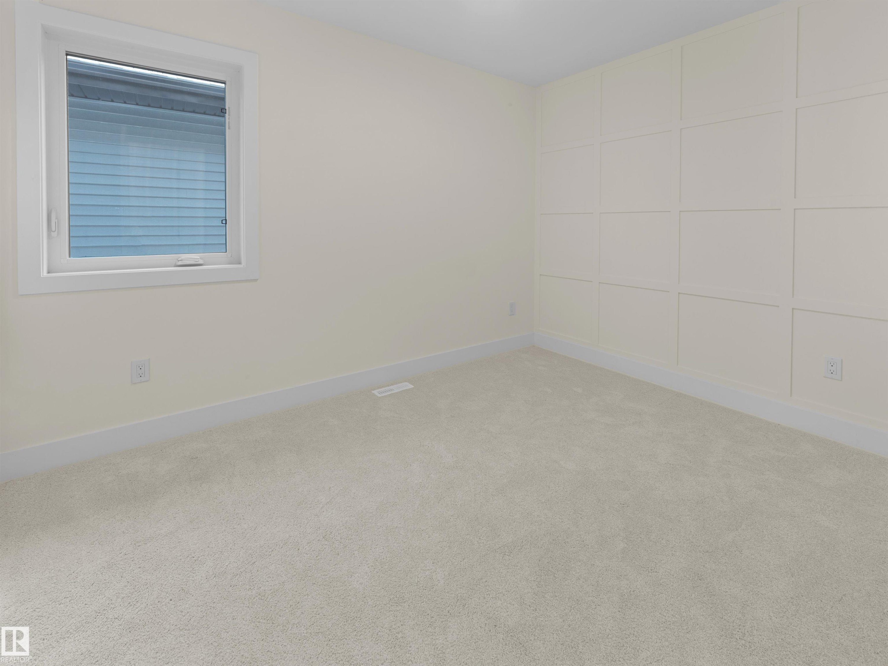 8136 77 Avenue Nw, Edmonton, AB