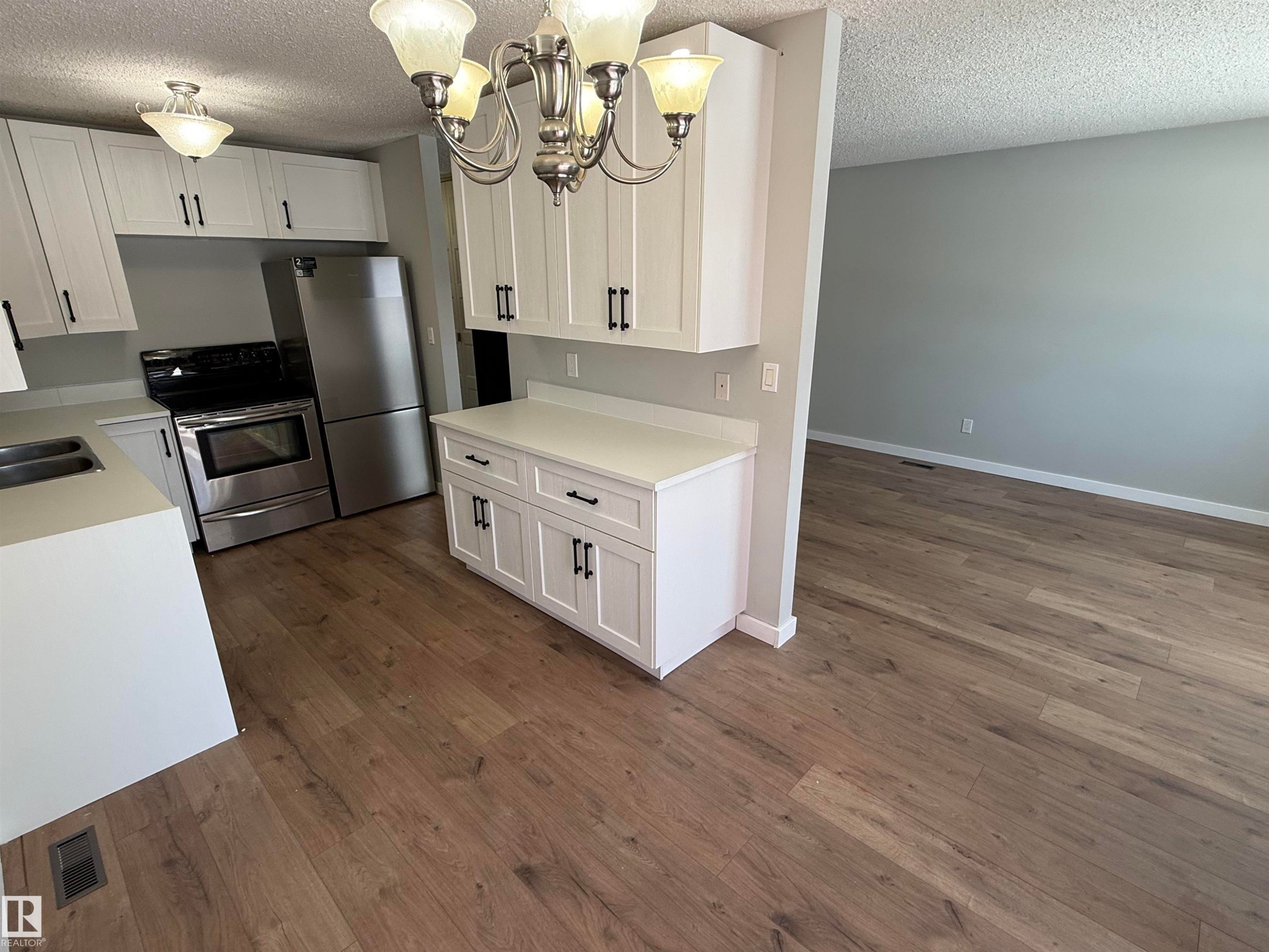 10654 Beaumaris Road Nw, Edmonton, AB