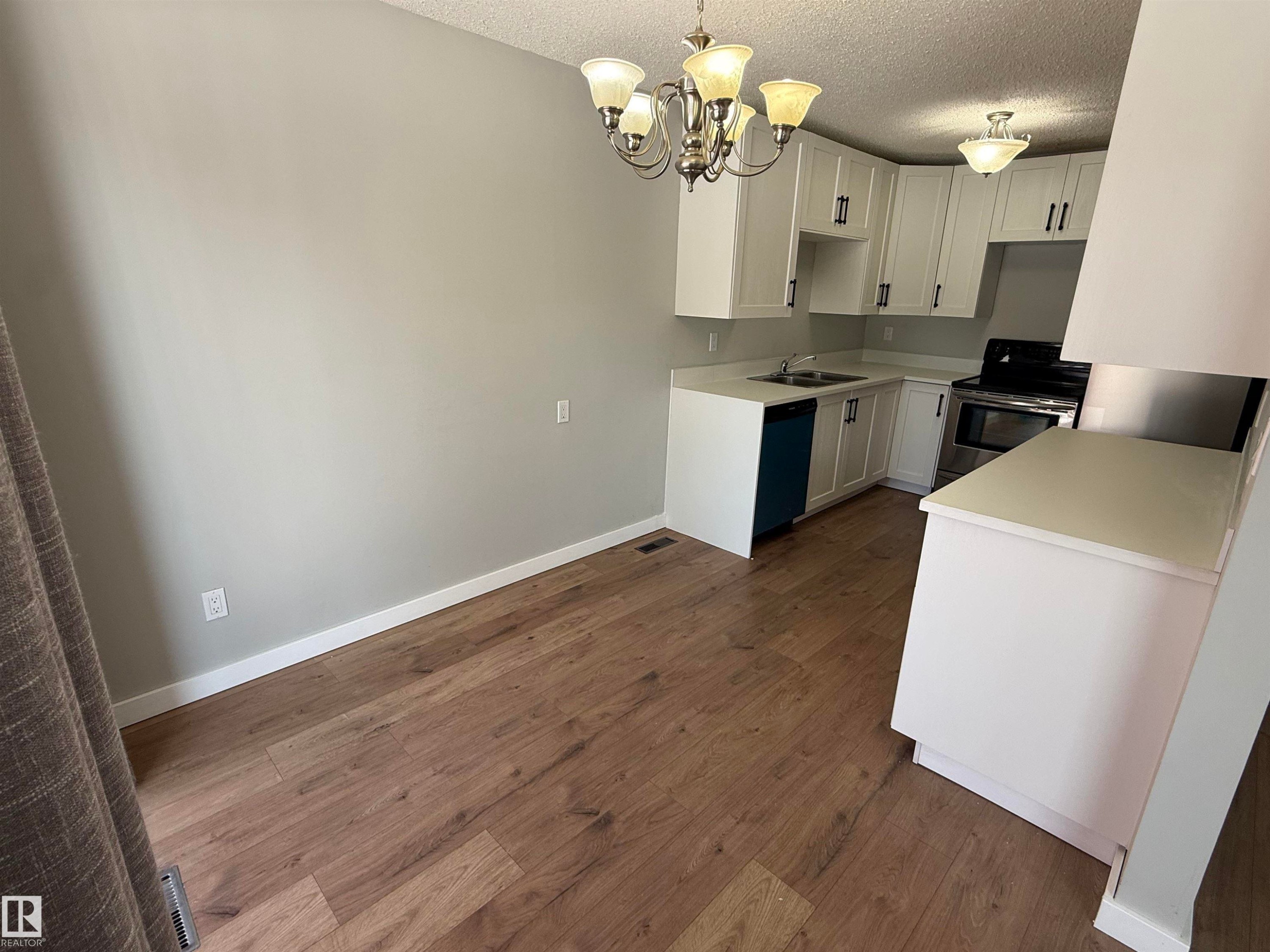 10654 Beaumaris Road Nw, Edmonton, AB