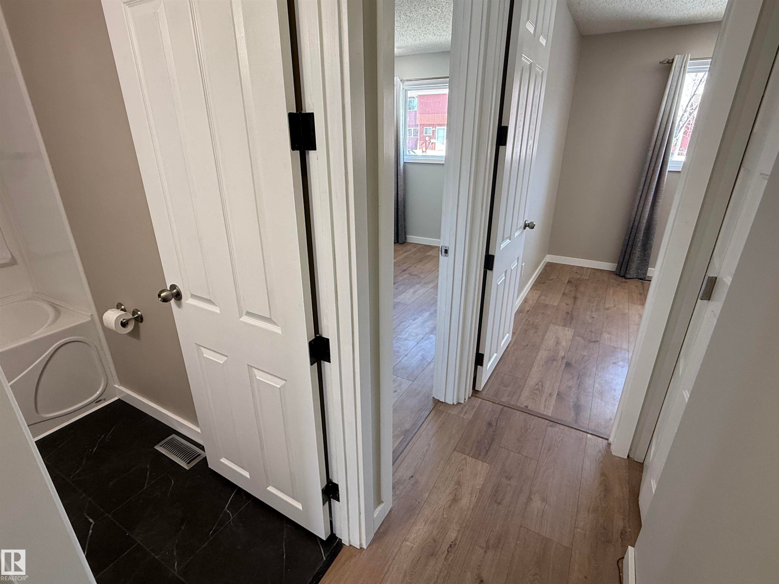 10654 Beaumaris Road Nw, Edmonton, AB