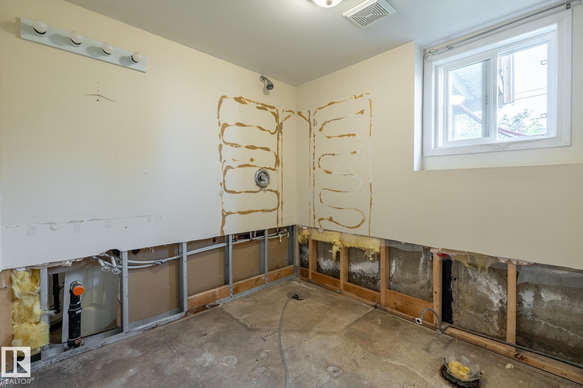 Additional content - 10972 157 Street Nw, Edmonton, AB