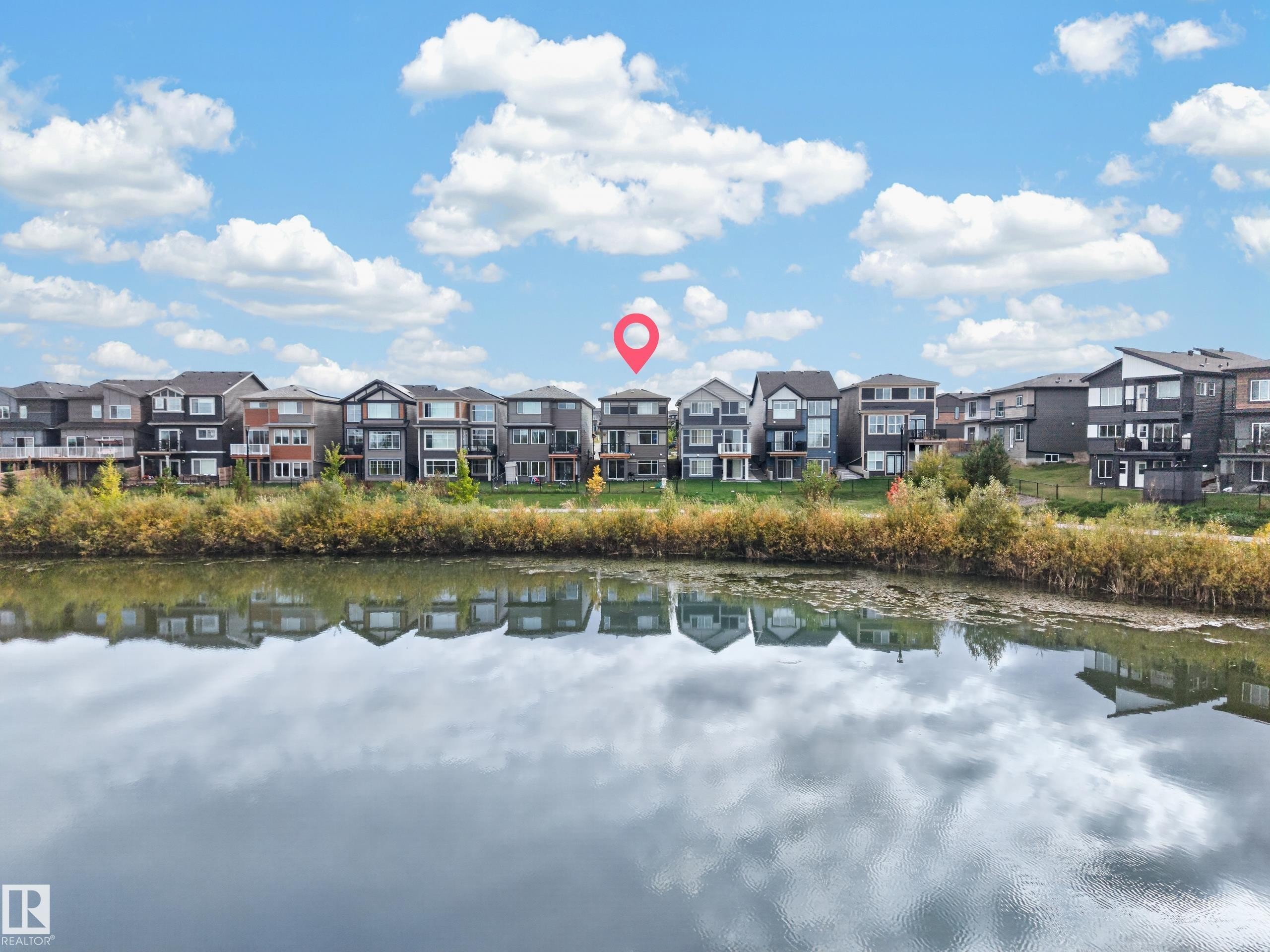 Additional content - 4104 3 Avenue Sw, Edmonton, AB