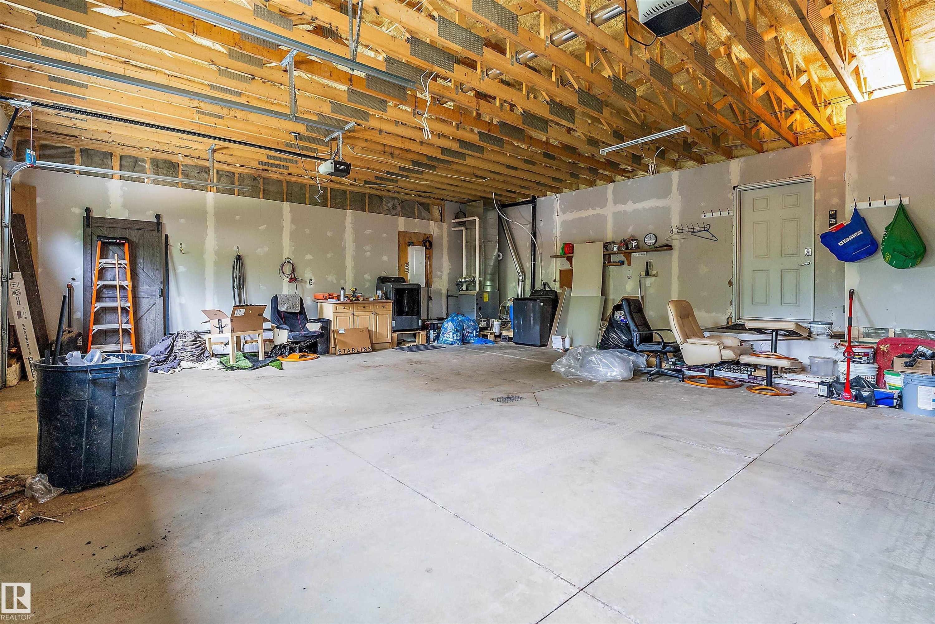 213 2Nd Avenue, Rural Wetaskiwin County, AB