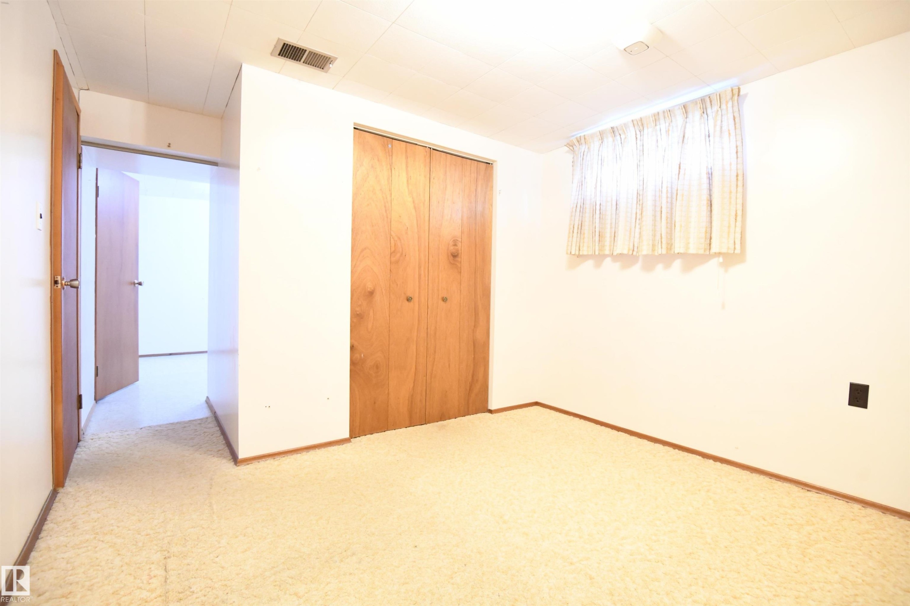 The 4th and 5th basement bedrooms are set away from the family room, and also have an optional "Jack & Jill" pocket door between them. Clearly, this will continue to be a great family home - 10243 42 Street Nw, Edmonton, AB