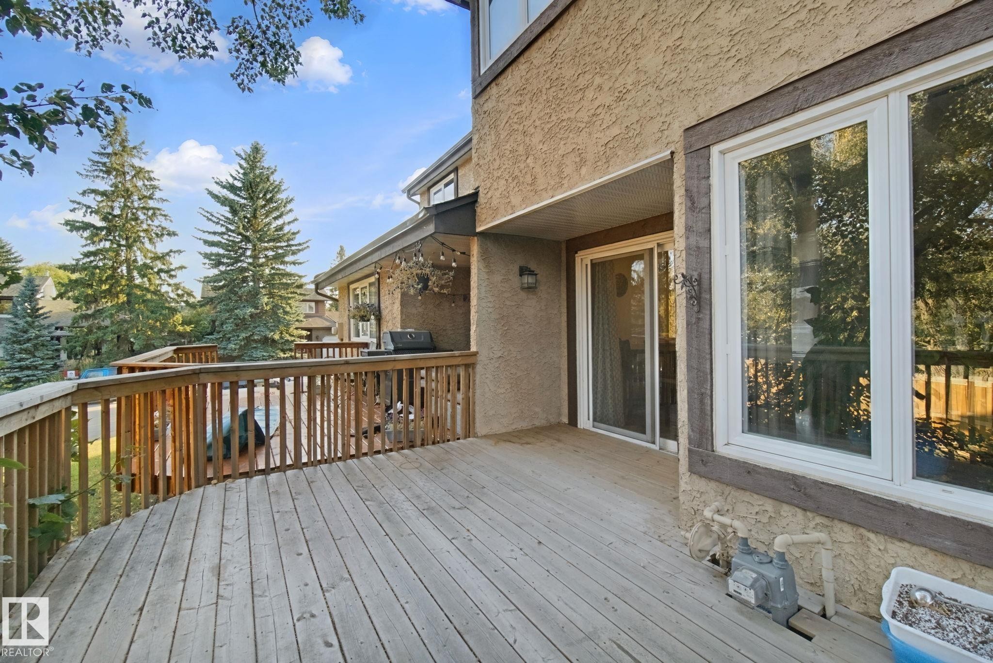 14812 43 Avenue Nw, Edmonton, AB