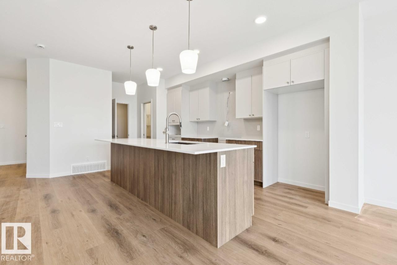 194 Stetson Loop, Ardrossan, AB