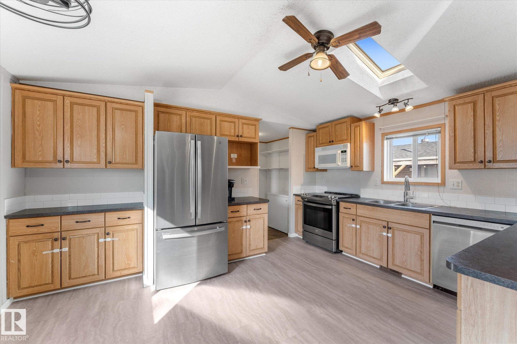 701 53222 Range Road 272, Rural Parkland County, AB