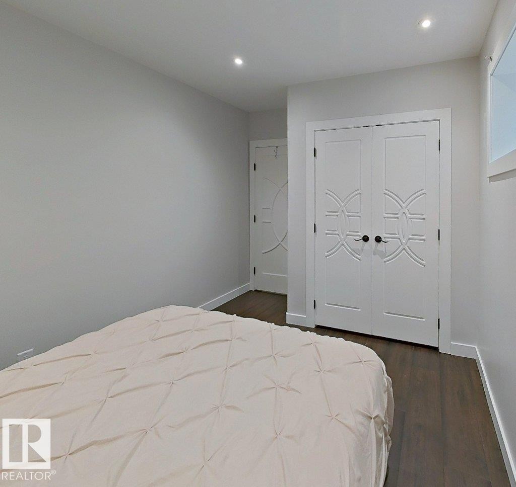 6520 111 Avenue Nw, Edmonton, AB