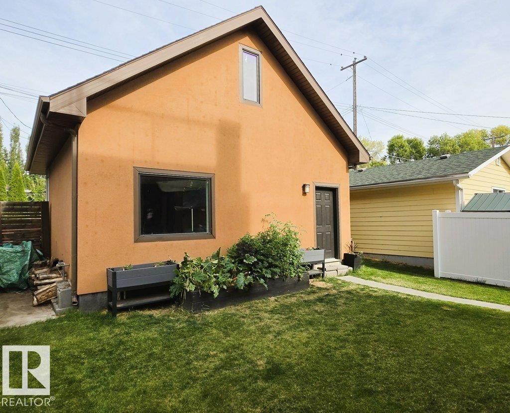 6520 111 Avenue Nw, Edmonton, AB