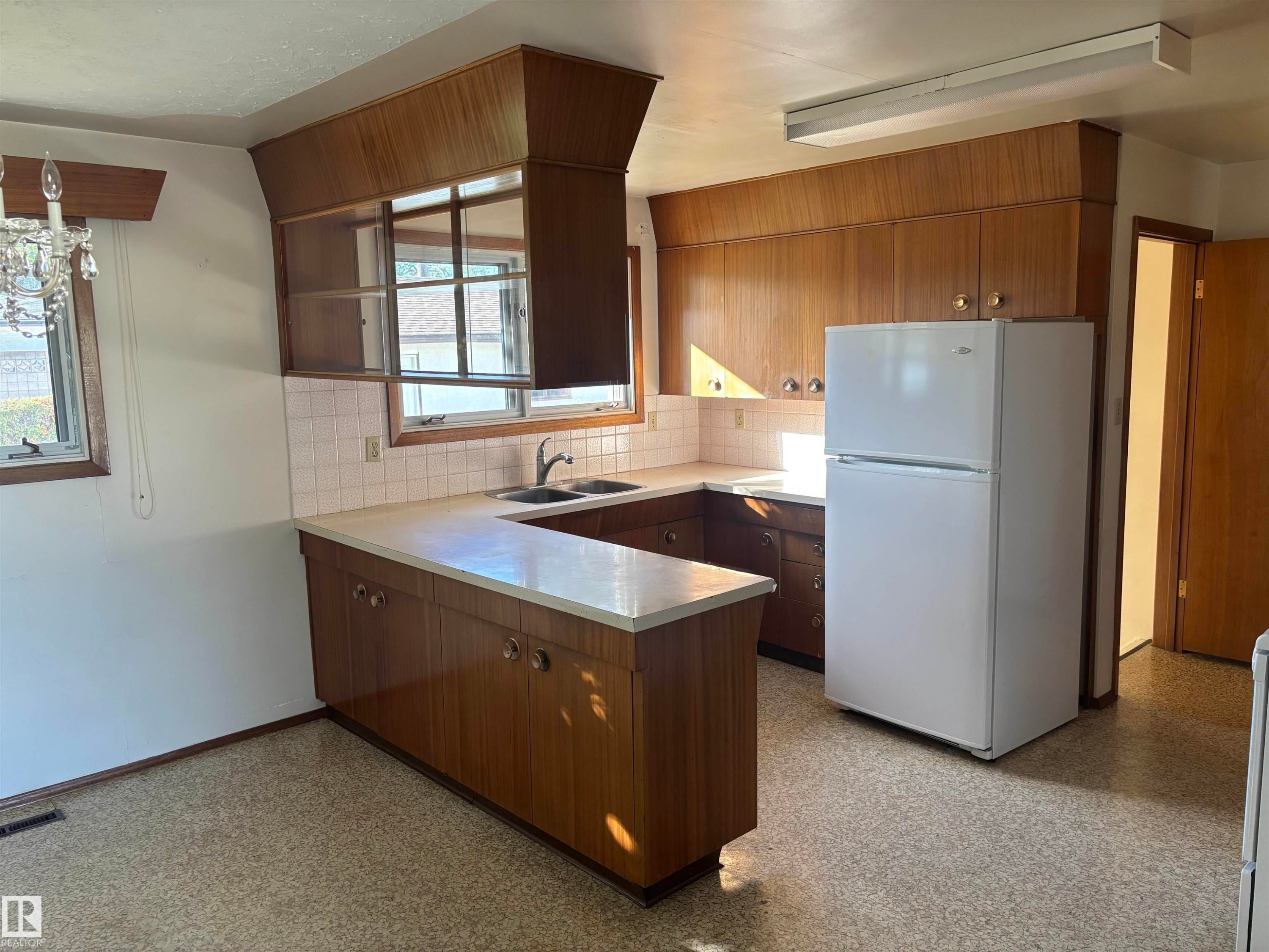 13524 92 St Nw, Edmonton, AB