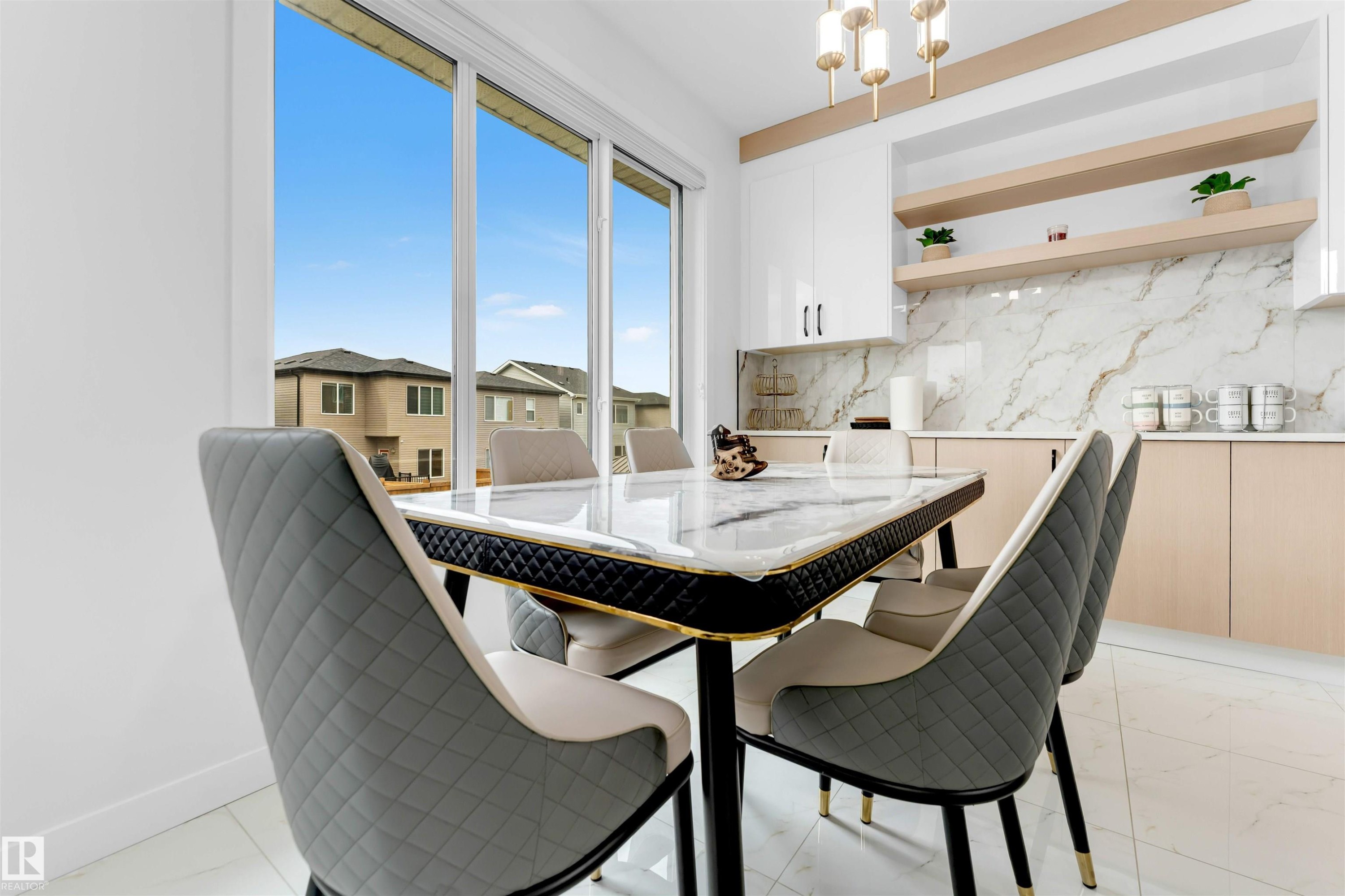 403 Pine Point, Leduc, AB