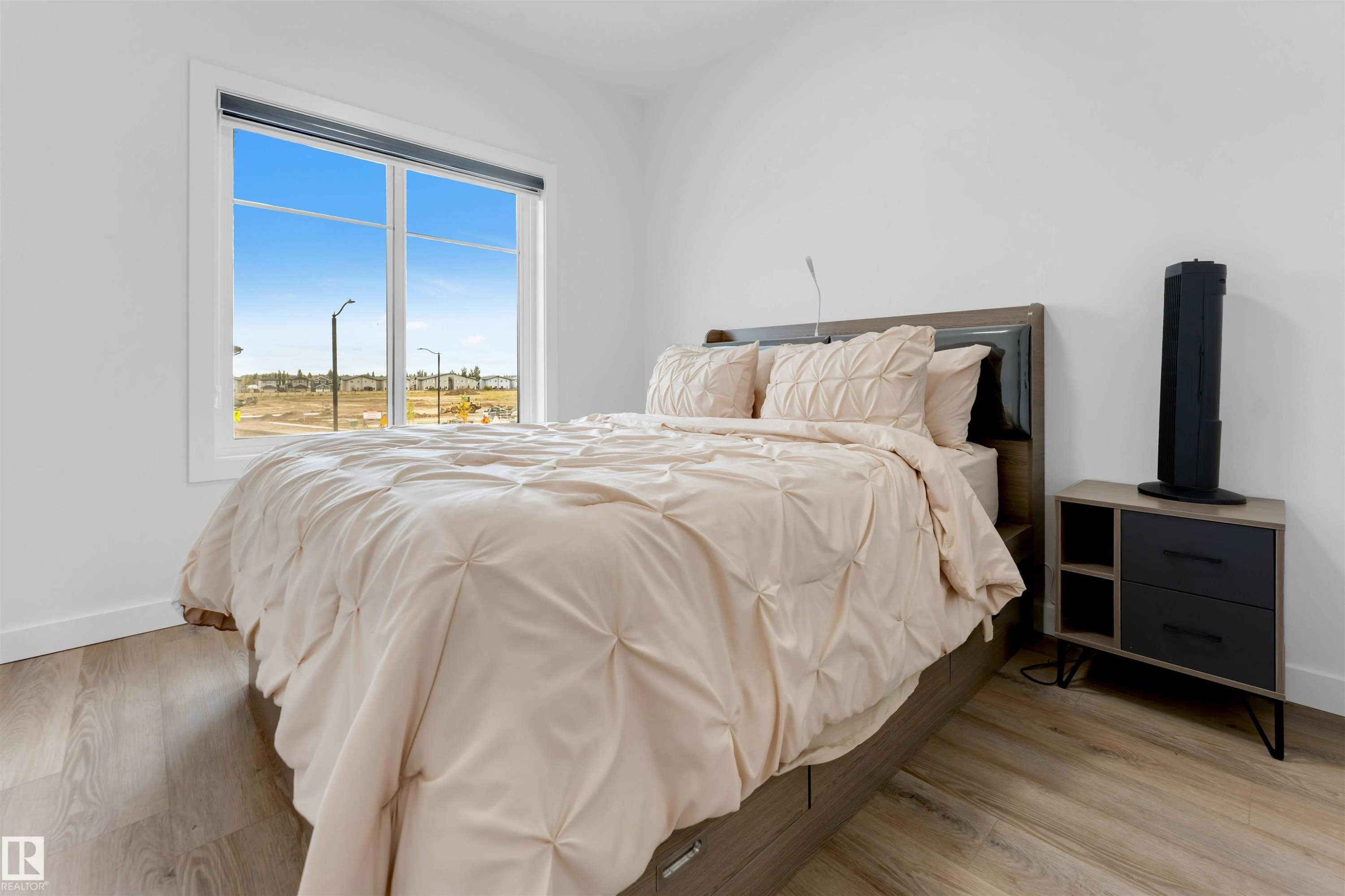 403 Pine Point, Leduc, AB