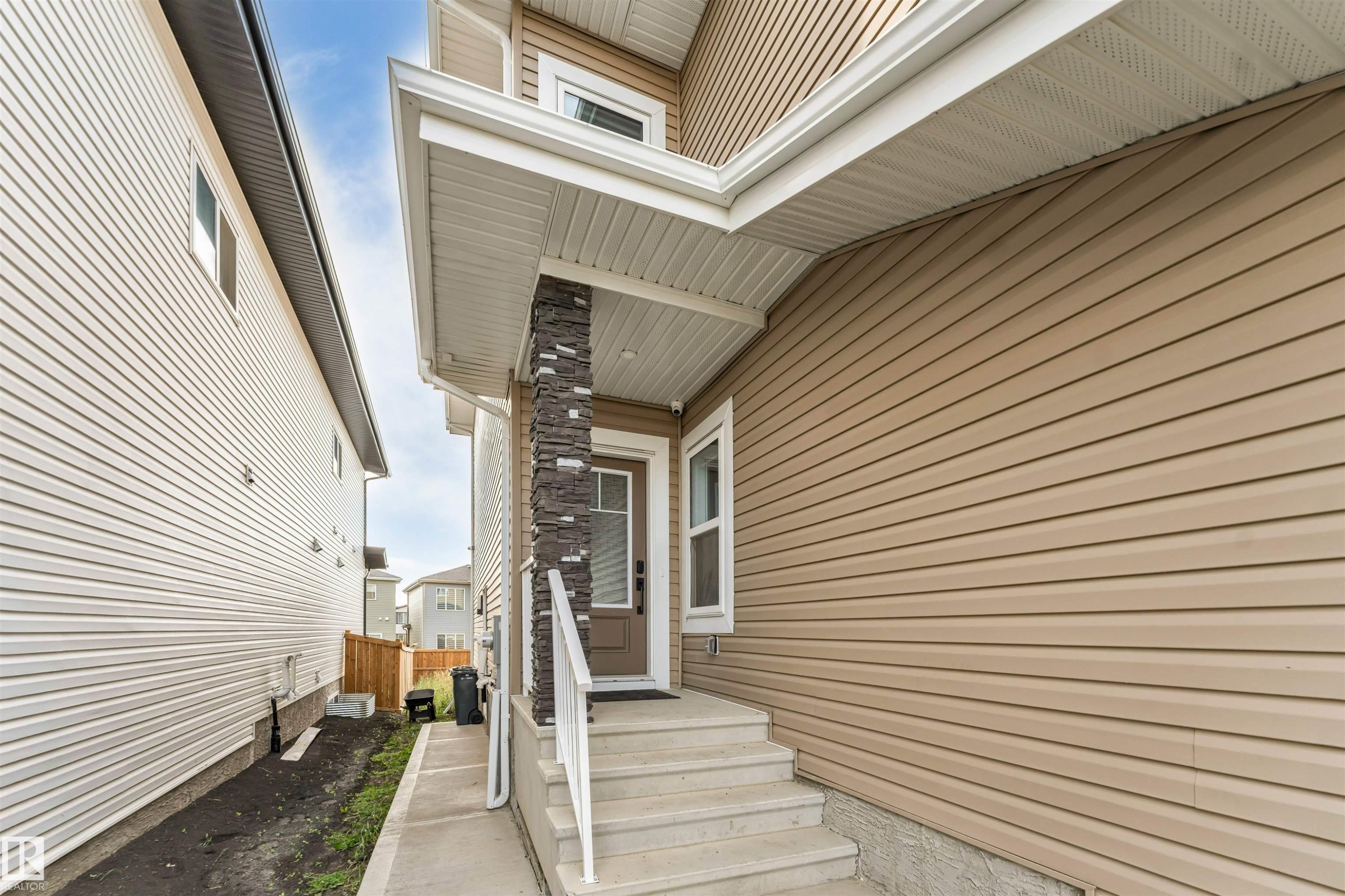 403 Pine Point, Leduc, AB