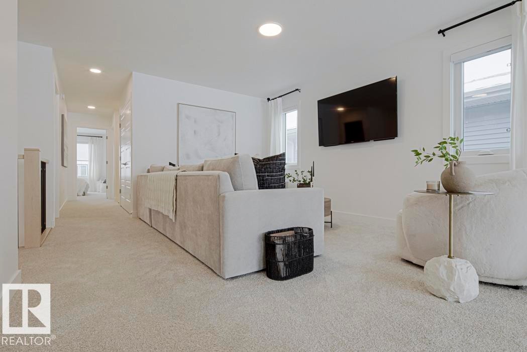 18708 19 Avenue Nw, Edmonton, AB