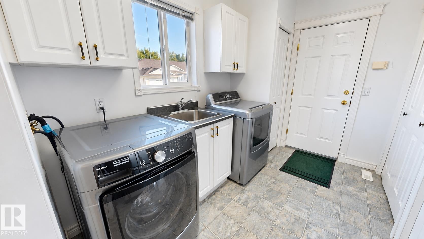 #323 Ravine Villas, Leduc, AB