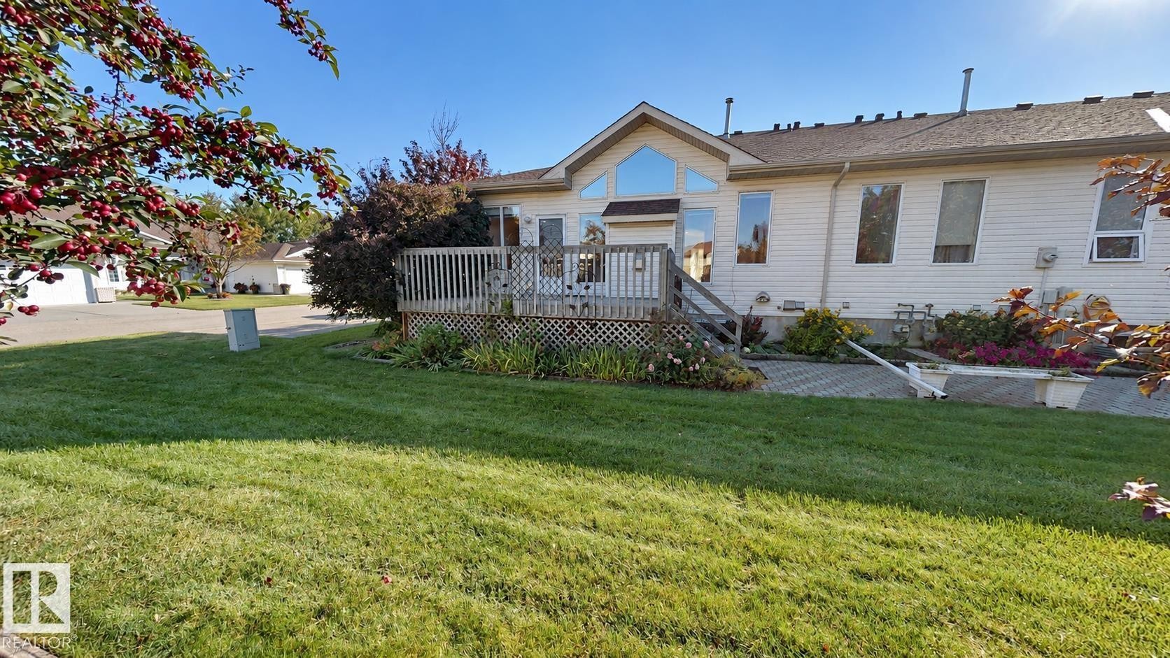 #323 Ravine Villas, Leduc, AB