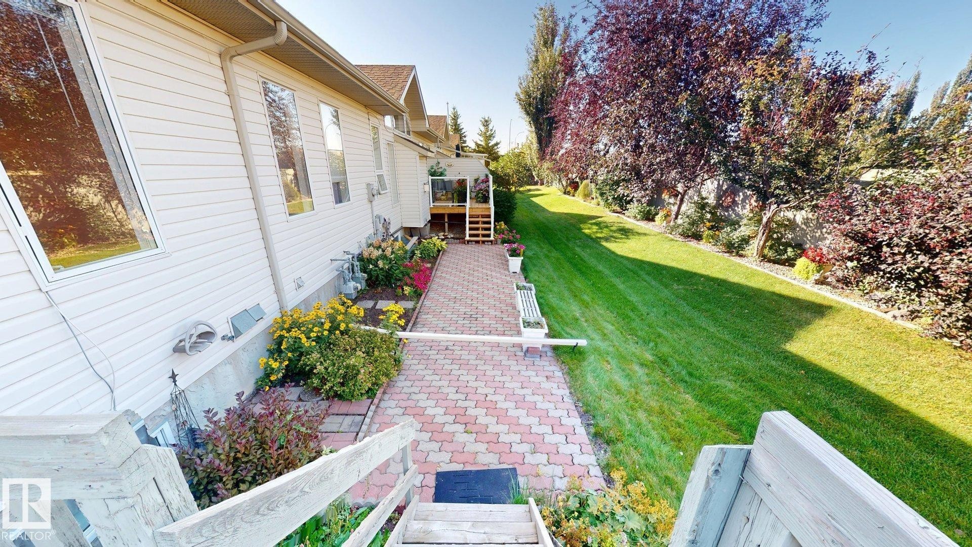 #323 Ravine Villas, Leduc, AB