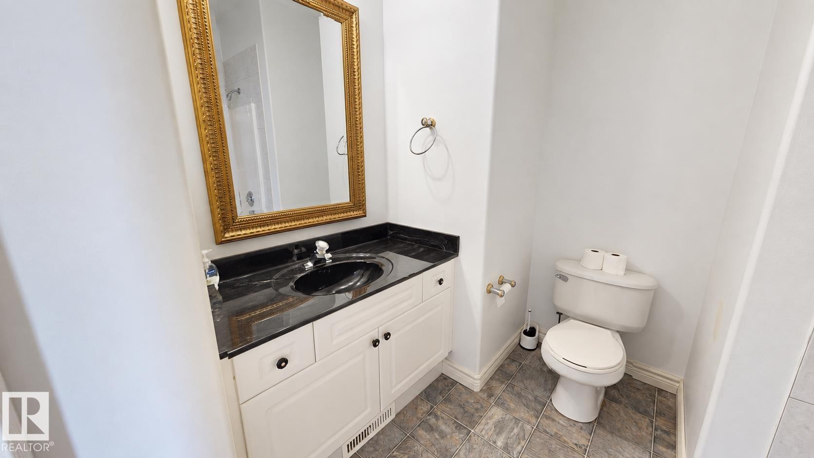 #323 Ravine Villas, Leduc, AB