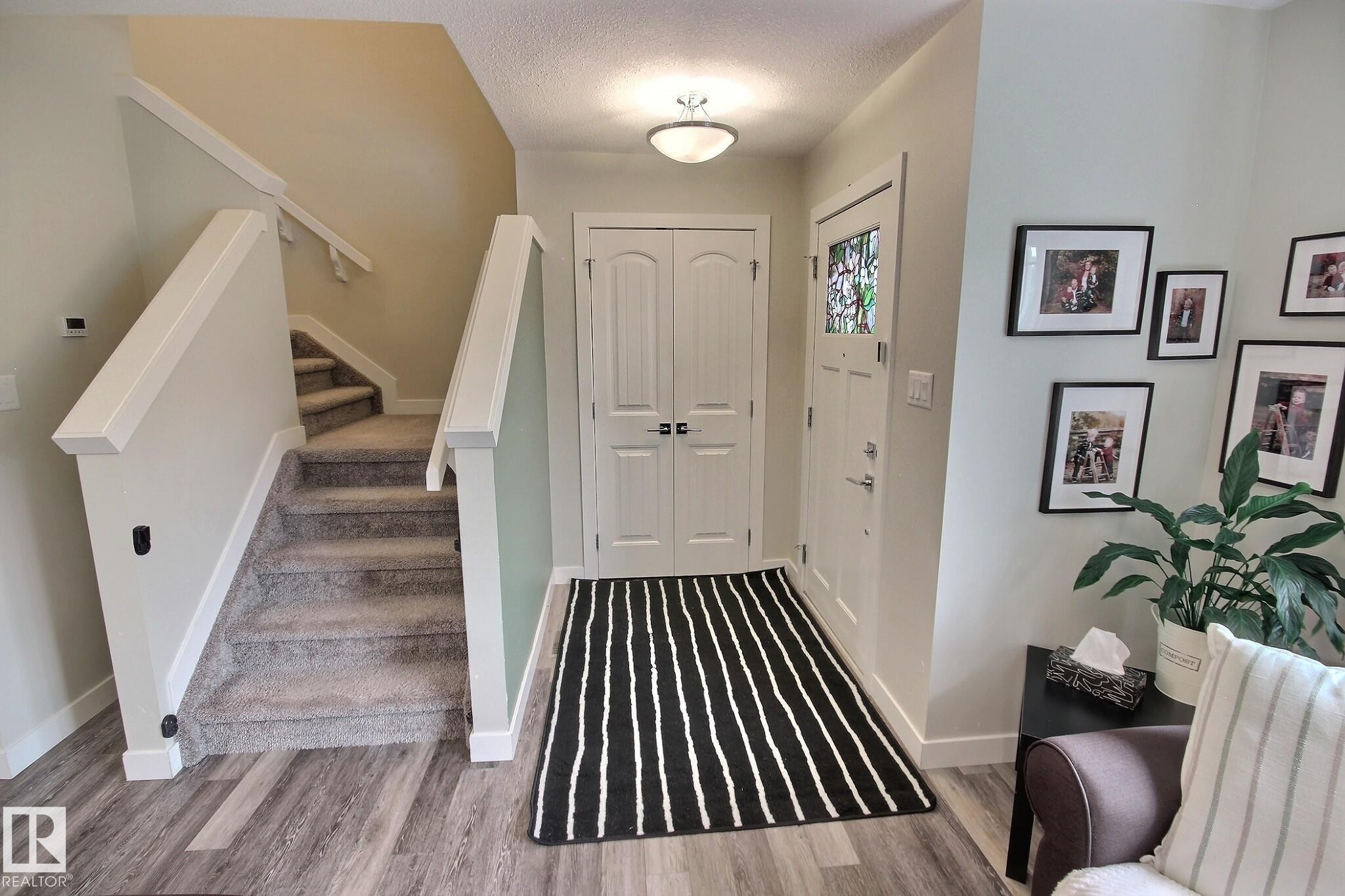 565 Chappelle Drive Sw, Edmonton, AB