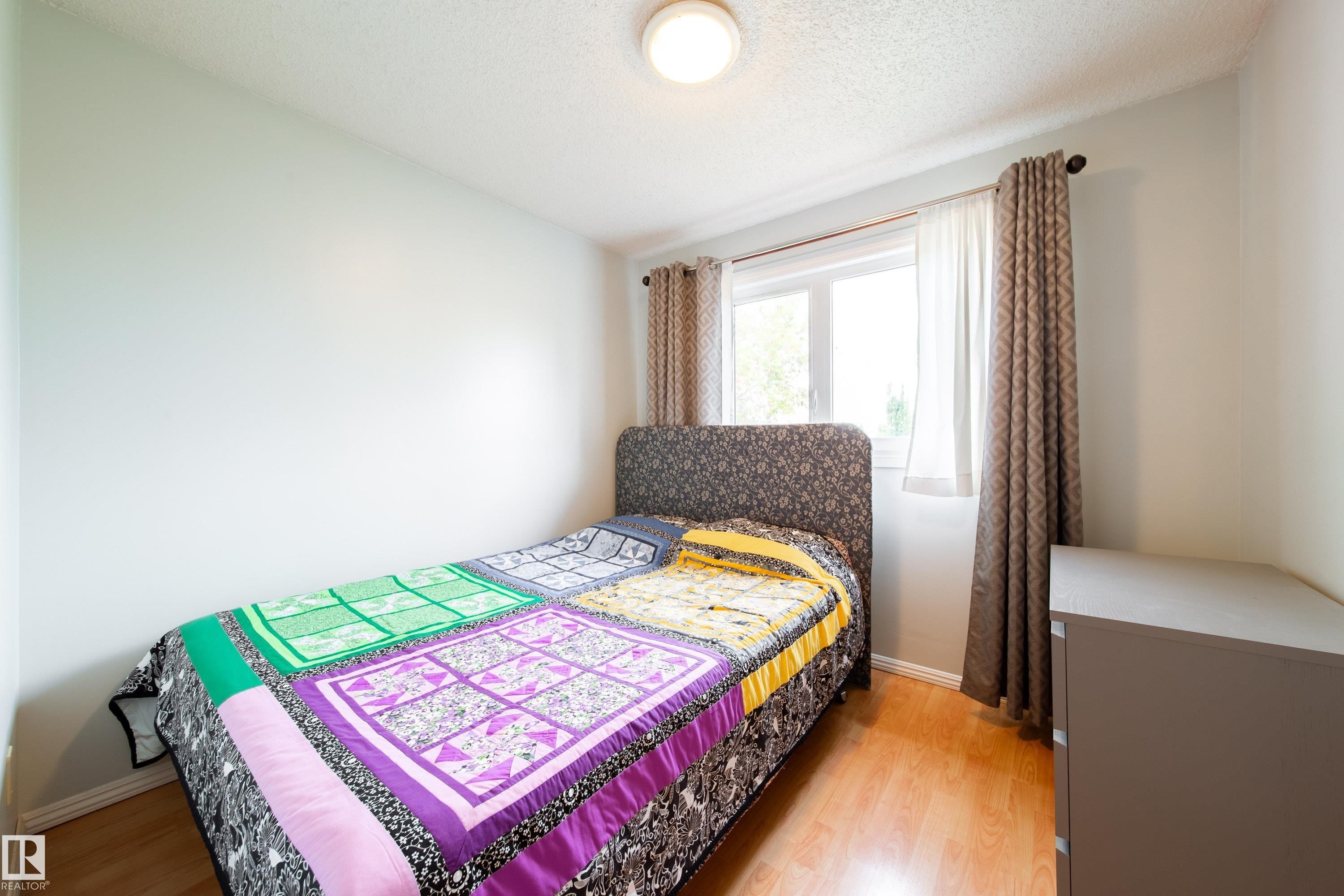 #5 11111 26 Av Nw, Edmonton, AB