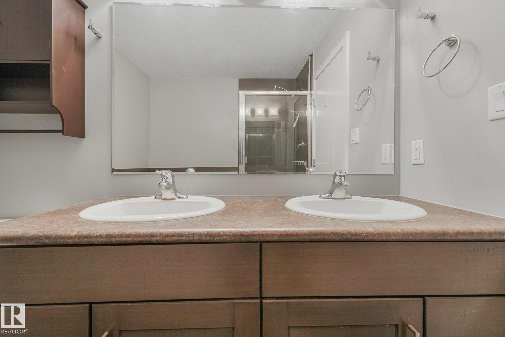 13103 132 Avenue Nw, Edmonton, AB