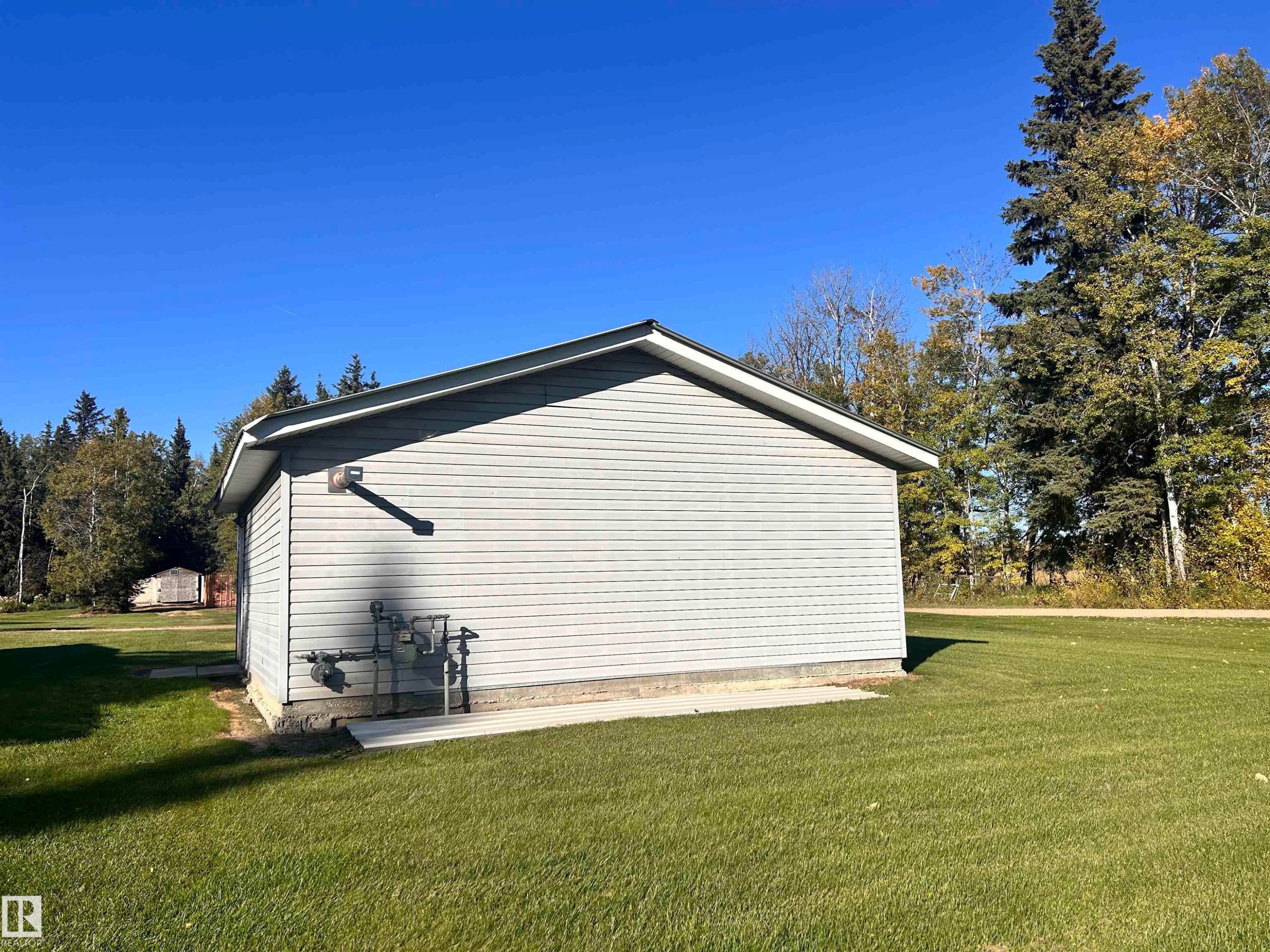 242082A Twp Rd 631, Rural Athabasca County, AB