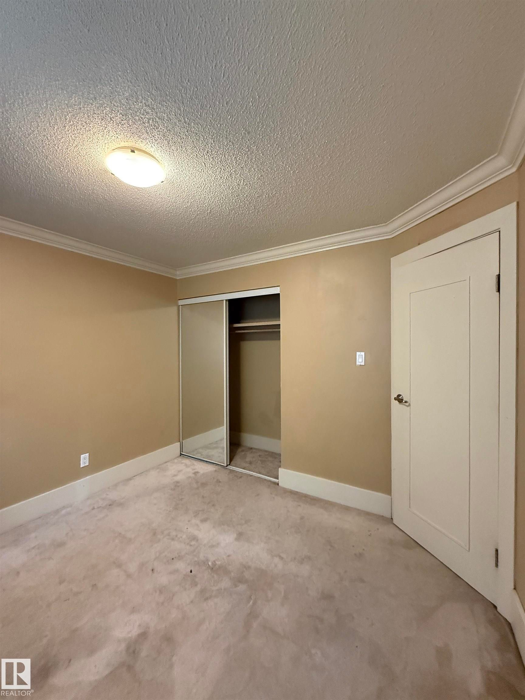 #103 11916 104 St Nw, Edmonton, AB