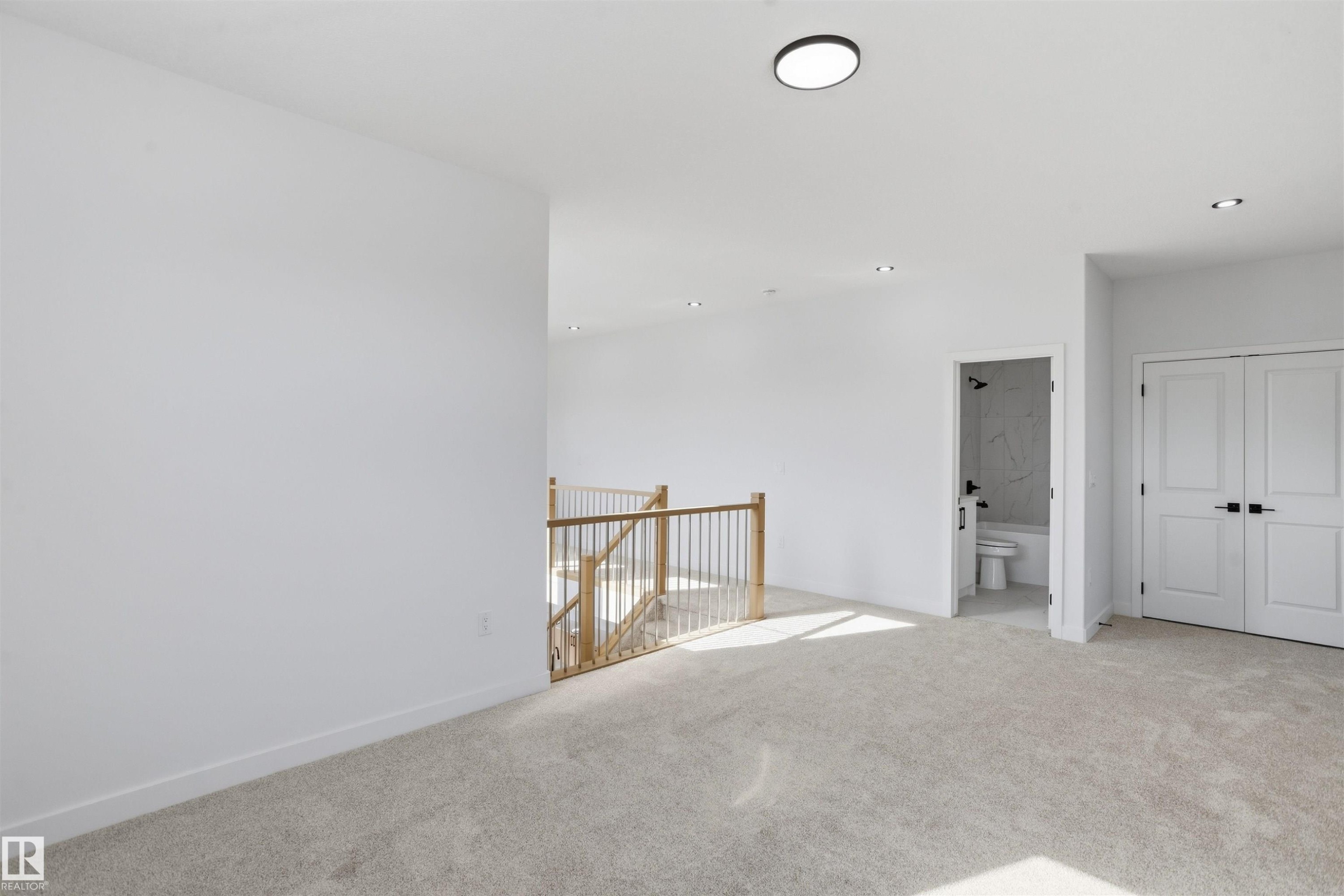 8506 223A Street Nw, Edmonton, AB