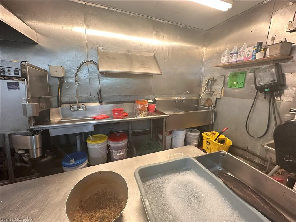 25 Jones Street, Hamilton, ON