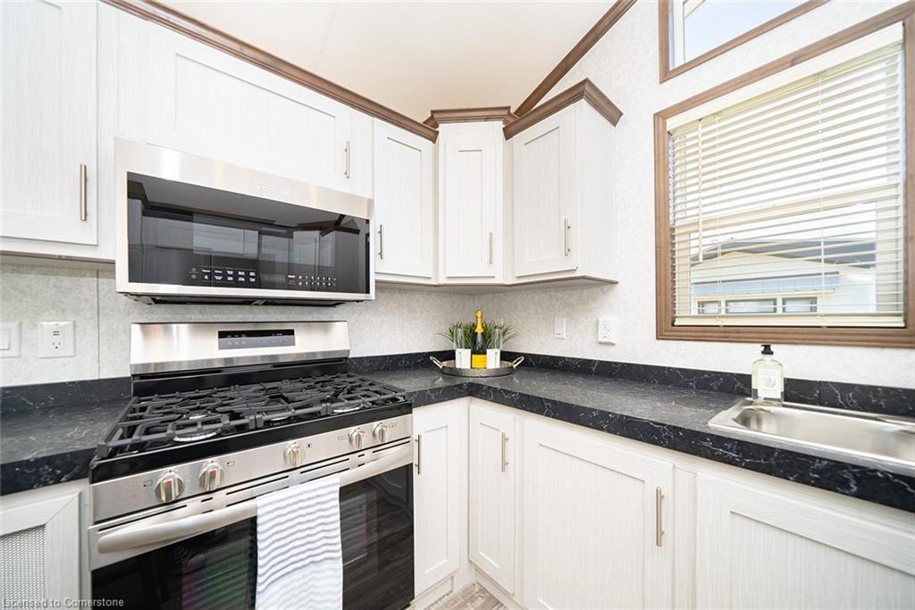 20-92 Clubhouse Road, Turkey Point, ON