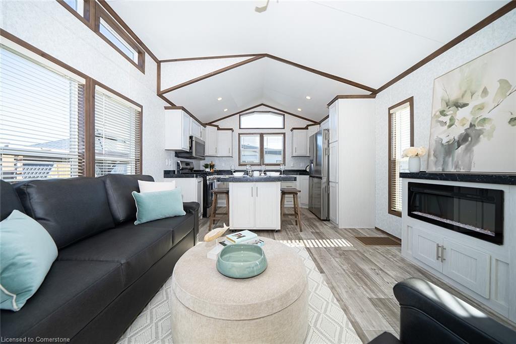 20-92 Clubhouse Road, Turkey Point, ON