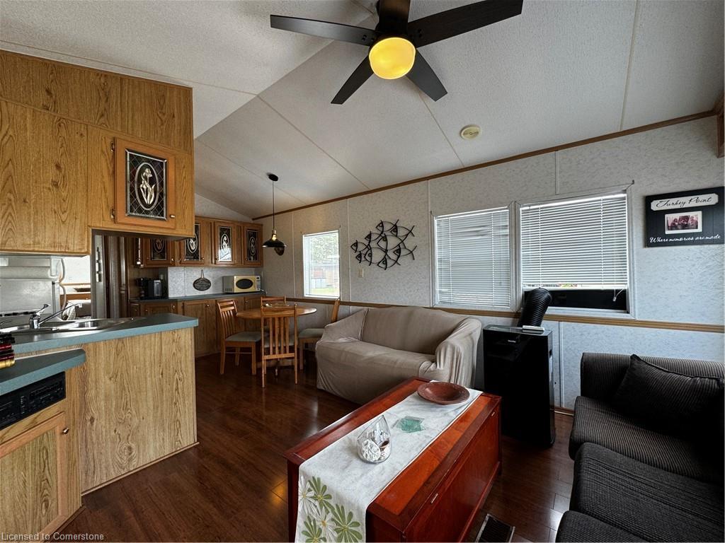 80-92 Clubhouse Road, Turkey Point, ON