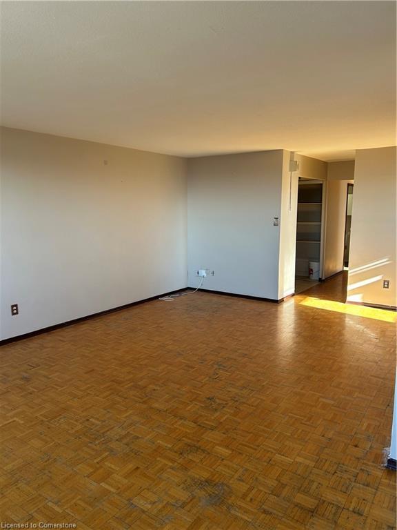 1112-511 The West Mall, Toronto, ON - Indoor Photo Showing Other Room