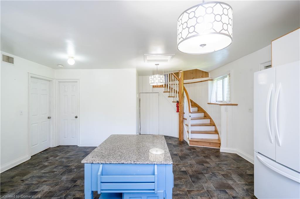 3 Rankin Lake Road, Seguin, ON - Indoor Photo Showing Other Room