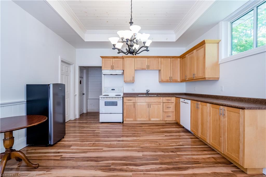 3 Rankin Lake Road, Seguin, ON - Indoor Photo Showing Kitchen