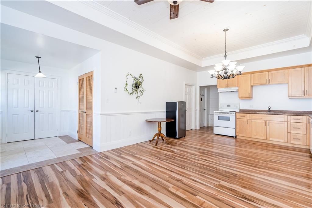 3 Rankin Lake Road, Seguin, ON - Indoor Photo Showing Kitchen
