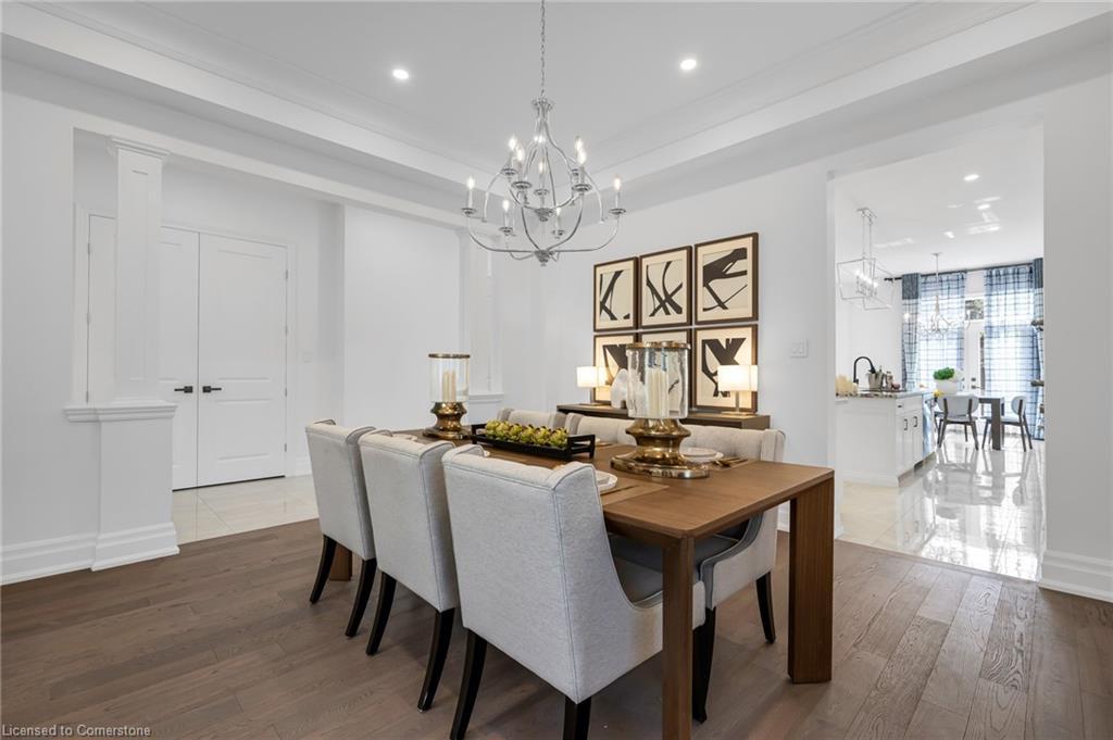 18 Legacy Lane, Hamilton, ON - Indoor Photo Showing Dining Room