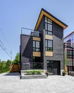 57 Centre St Grand Bend, ON N0M 1T0