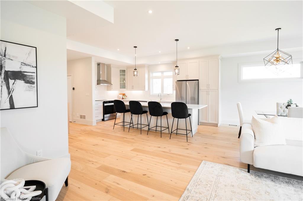 19 Oakley Drive, Niagara-On-The-Lake, ON - Indoor