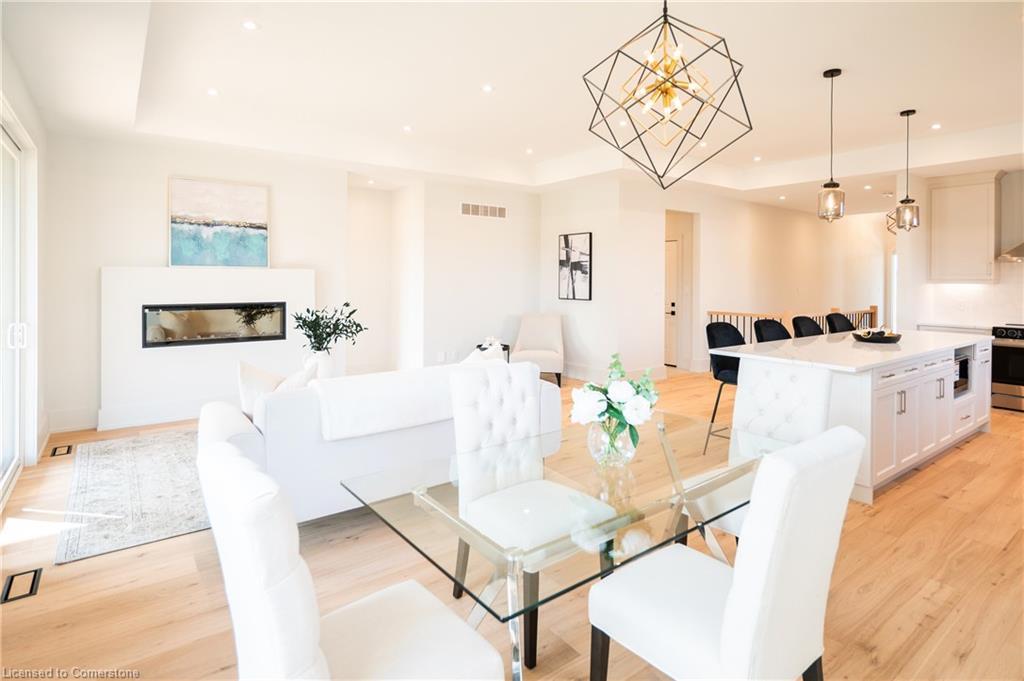 19 Oakley Drive, Niagara-On-The-Lake, ON - Indoor With Fireplace