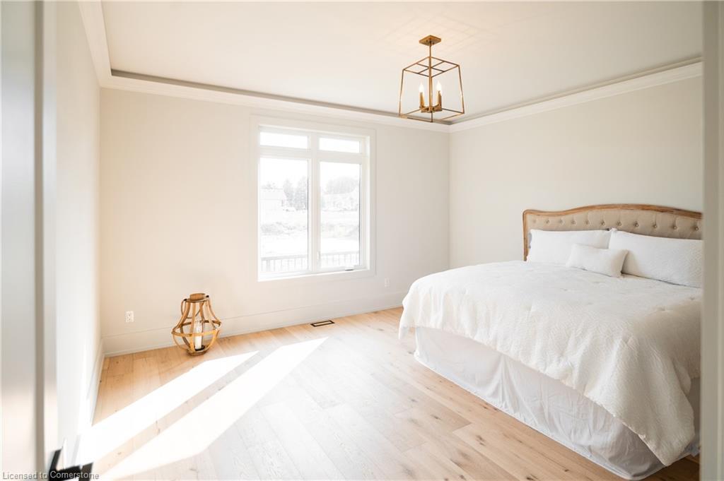 19 Oakley Drive, Niagara-On-The-Lake, ON - Indoor Photo Showing Bedroom