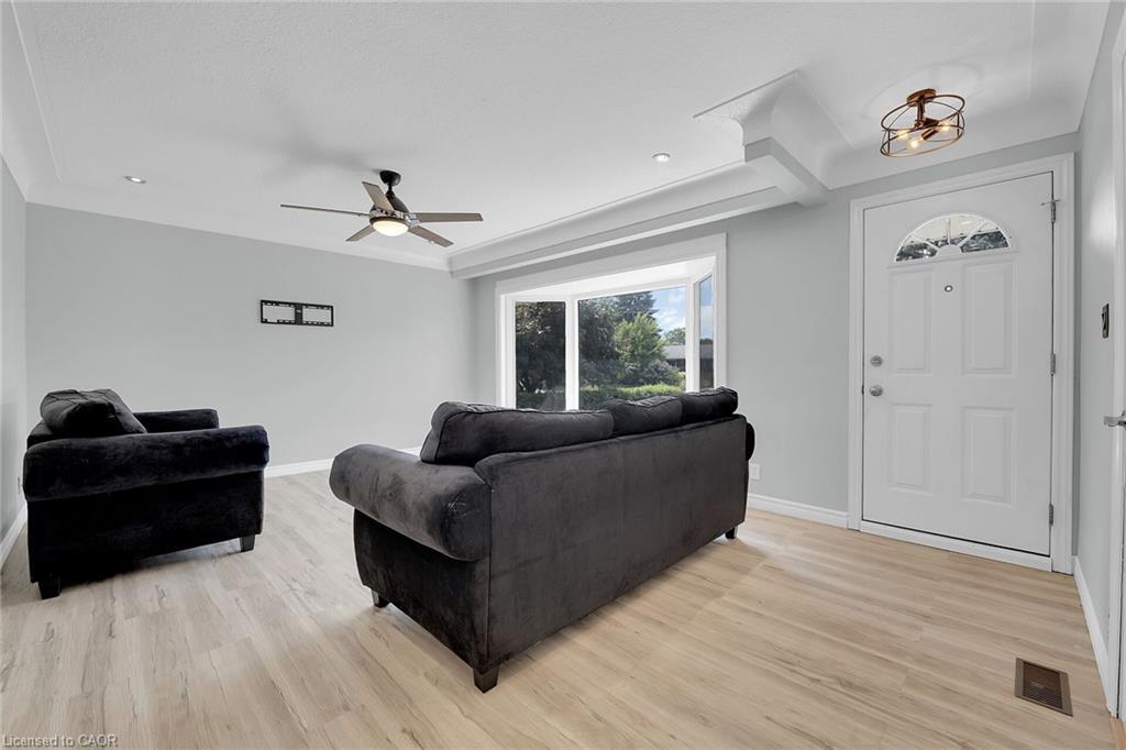 46 Oriole Crescent, Grimsby, ON - Indoor