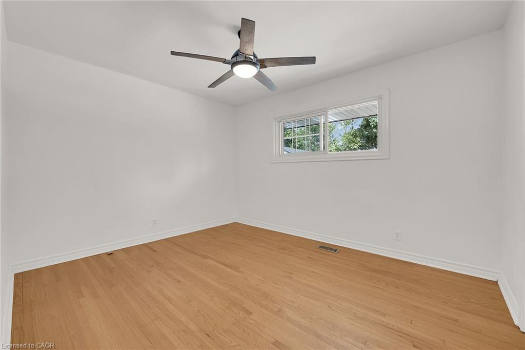 46 Oriole Crescent, Grimsby, ON - Indoor Photo Showing Other Room